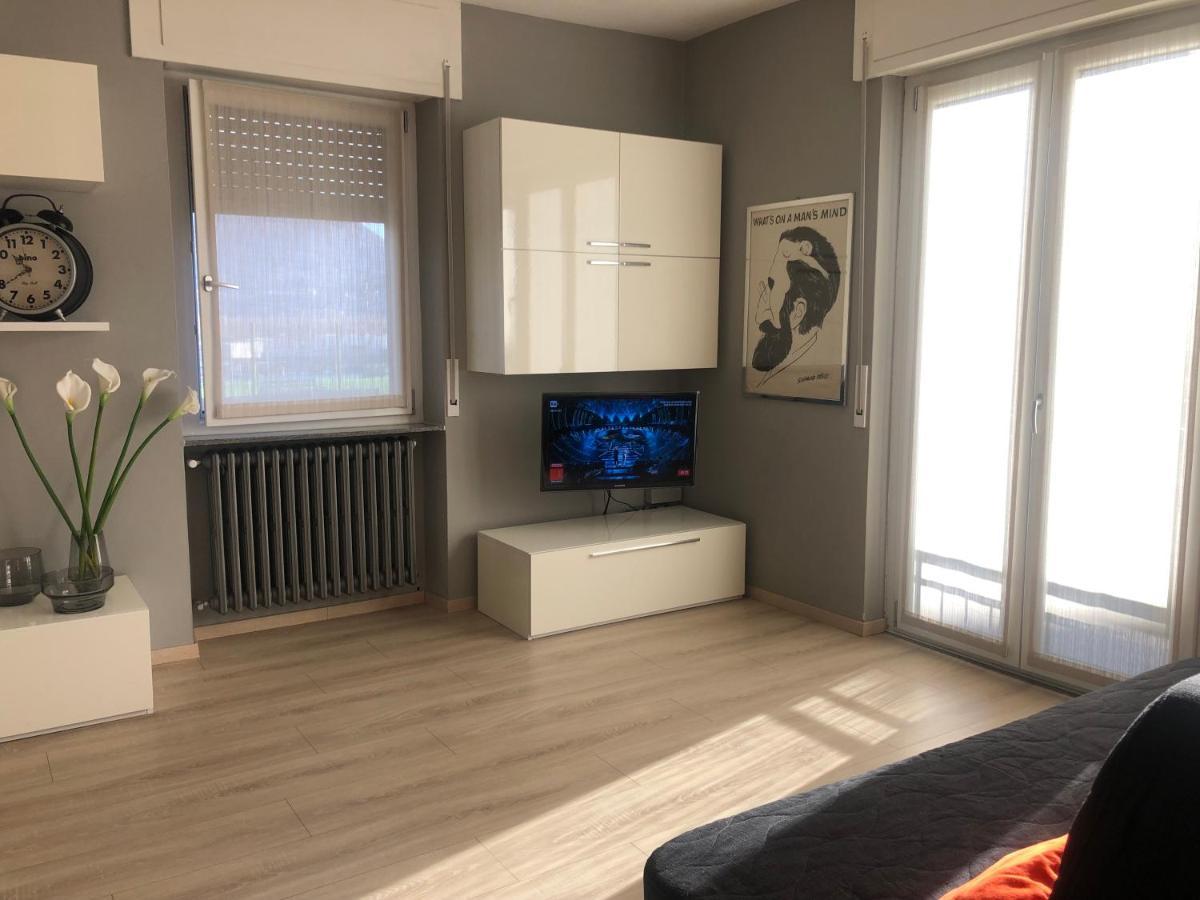 Апартаменты "La Bella Della Cappuccina" Casa Con Parcheggio Interno Gratuito Домодоссола Экстерьер фото