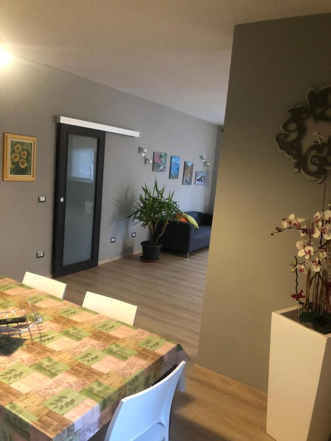 Апартаменты "La Bella Della Cappuccina" Casa Con Parcheggio Interno Gratuito Домодоссола Экстерьер фото