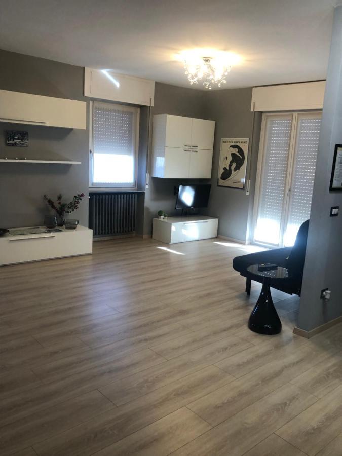 Апартаменты "La Bella Della Cappuccina" Casa Con Parcheggio Interno Gratuito Домодоссола Экстерьер фото
